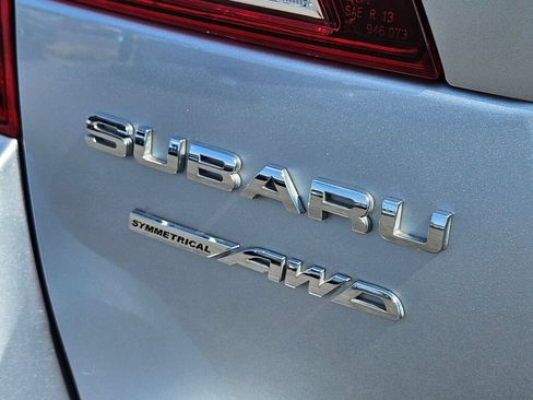 Used 2015 Subaru Outback 2.5i Limited AWD/4WD image 9