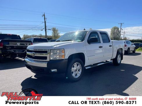 Used 2007 Chevrolet Silverado 1500 LT w/ 2LT Audio Package RWD image 3