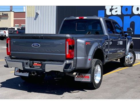 Used 2023 Ford F450 Lariat w/ Lariat Ultimate Package AWD/4WD image 15