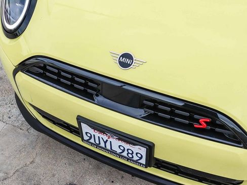 Used 2025 MINI Cooper S image 9