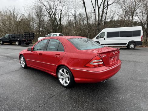 Used 2007 Mercedes-Benz C 230 Sedan image 3