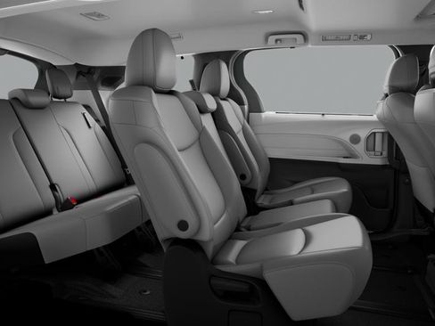 New 2026 Toyota Sienna XLE FWD image 7