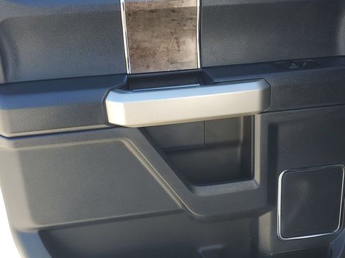 Used 2022 Ford F250 Lariat w/ Lariat Ultimate Package image 43