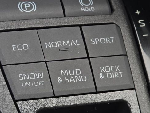 Used 2024 Toyota RAV4 XLE Premium w/ Weather Package image 9