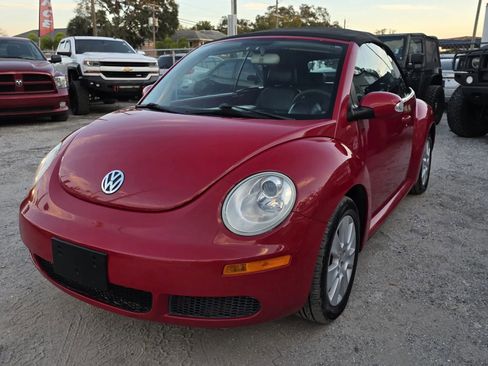 Used 2008 Volkswagen Beetle S image 4