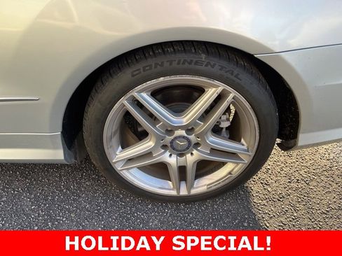 Used 2011 Mercedes-Benz E 550 Cabriolet image 24