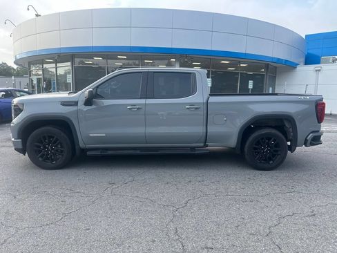 Used 2024 GMC Sierra 1500 Elevation w/ LPO, Elevation Black Package AWD/4WD image 8