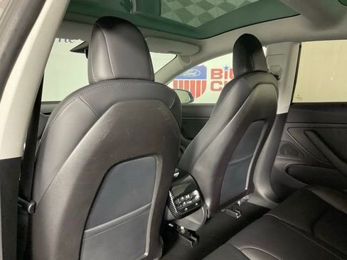 Used 2019 Tesla Model 3 Long Range image 15