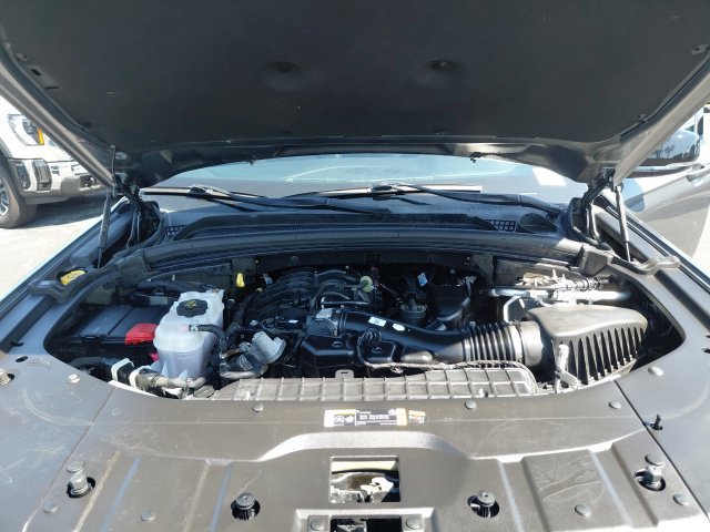 Used 2023 Jeep Grand Cherokee L Laredo RWD image 34