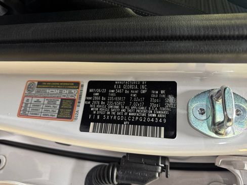 Certified 2023 Kia Sorento LX AWD/4WD image 31