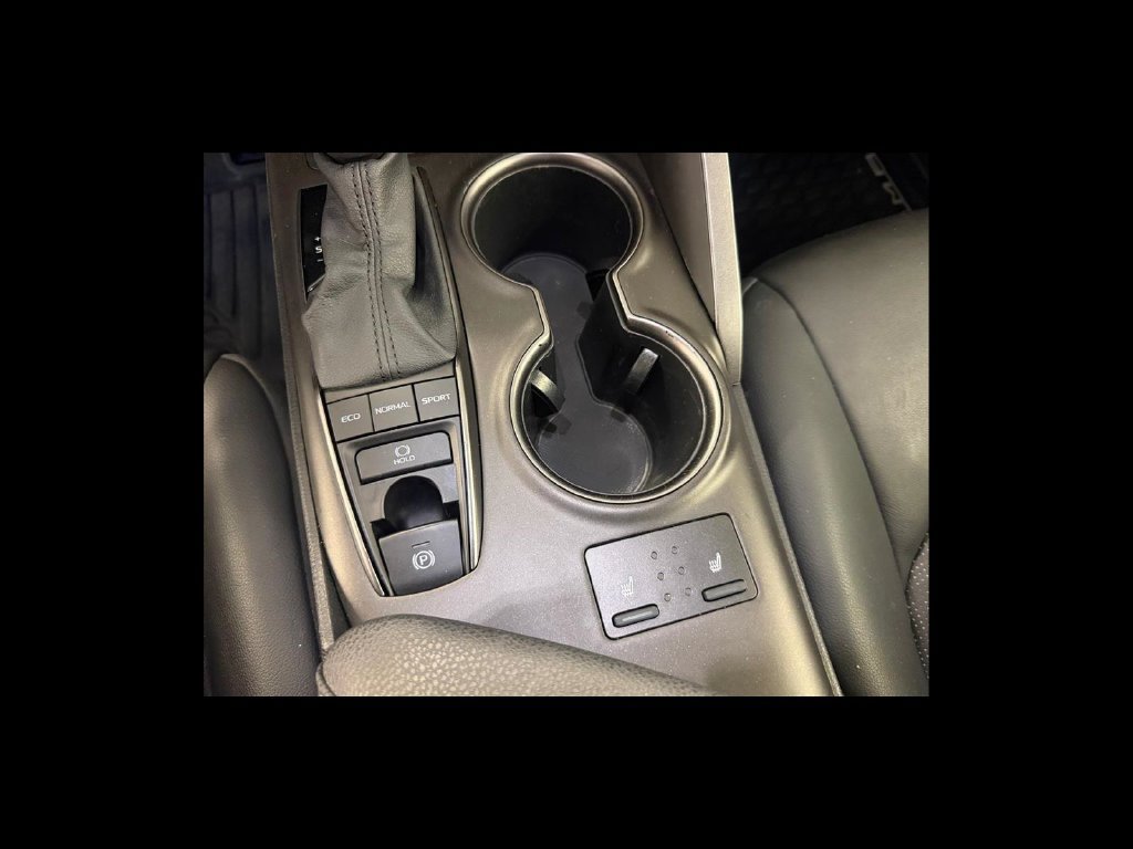 Used 2021 Toyota Camry XSE AWD/4WD image 25