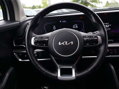 Used 2023 Kia Sportage EX AWD/4WD image 15