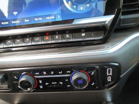 Certified 2025 Chevrolet Silverado 1500 LT Trail Boss w/ LT Trail Boss Premium Package image 35