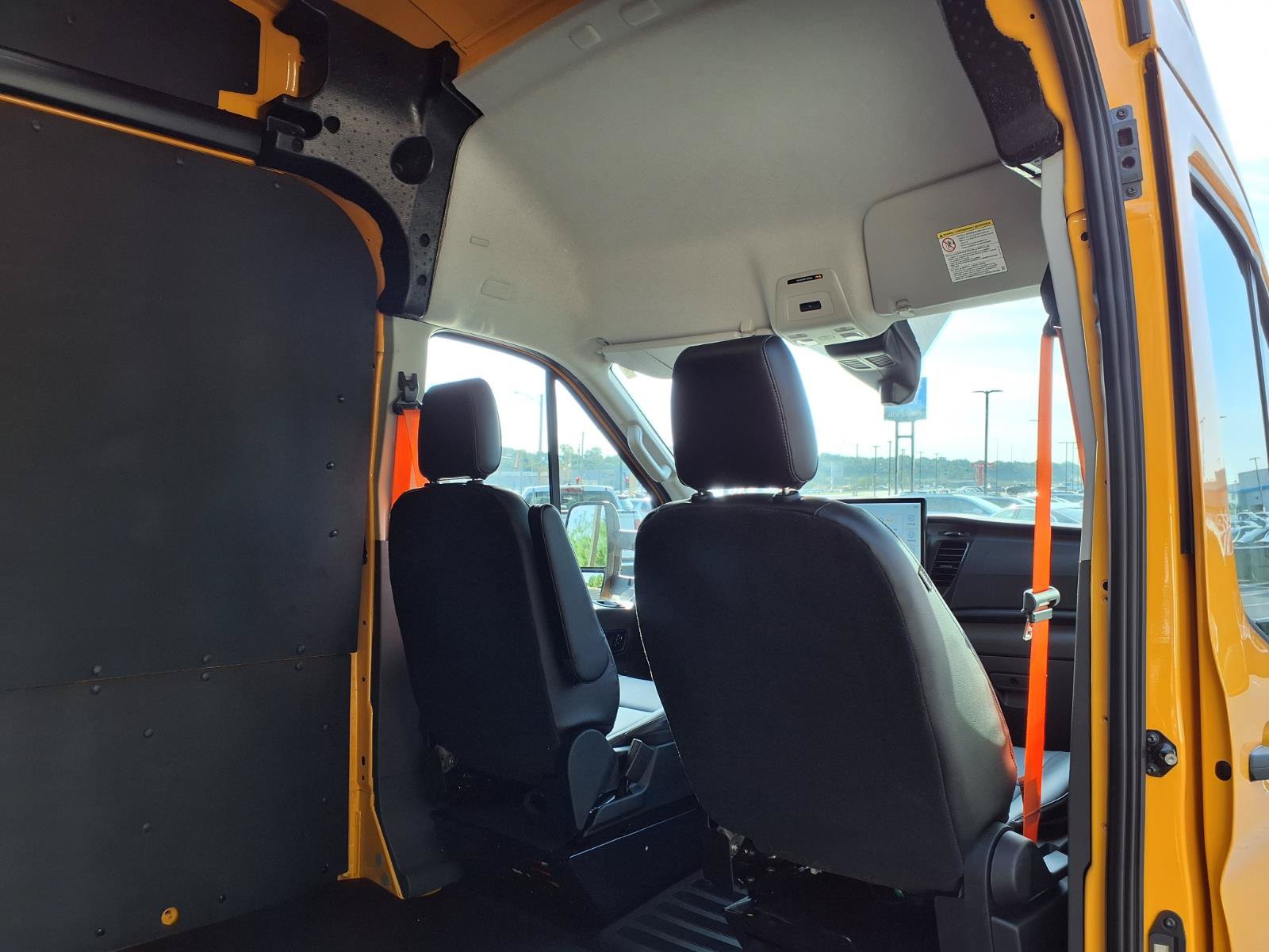 Used 2026 Ford Transit 250 148 High Roof Extended w/ Load Area Protection Package RWD image 21