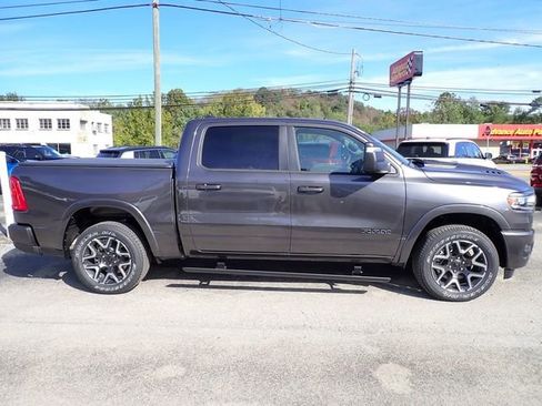 New 2026 RAM 1500 Laramie AWD/4WD image 8