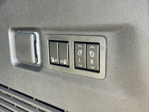 New 2026 GMC Yukon XL Elevation RWD image 25