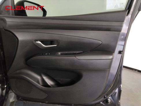 Used 2025 Hyundai Santa Cruz SE FWD image 33