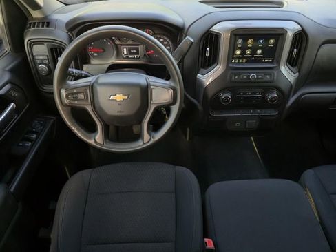 Used 2019 Chevrolet Silverado 1500 Custom w/ Infotainment Package RWD image 11