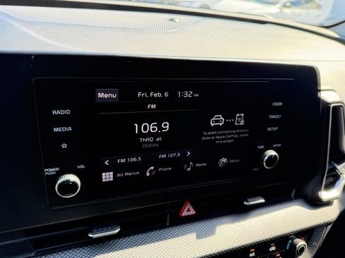 Used 2023 Kia Sportage LX image 14