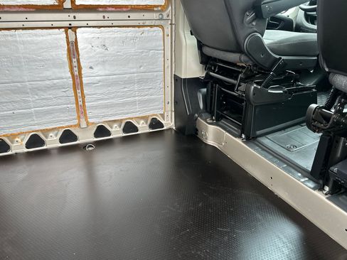 Used 2017 RAM ProMaster 2500 w/ Mopar Trailer Tow Group FWD image 14