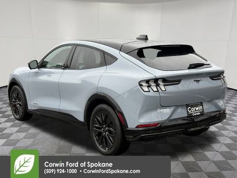 Used 2025 Ford Mustang Mach-E Premium w/ Sport Appearance Package image 17