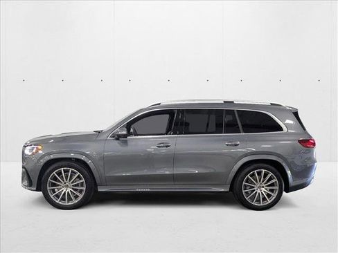 New 2025 Mercedes-Benz GLS 450 4MATIC image 5