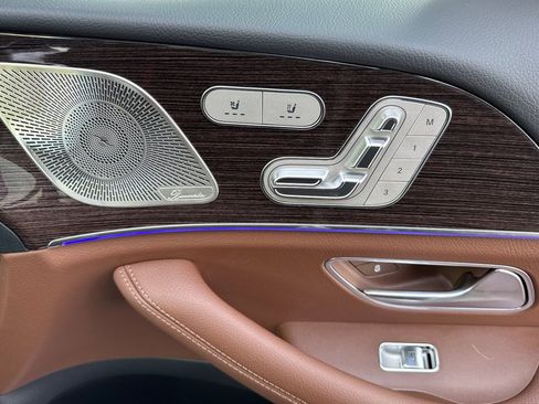 New 2026 Mercedes-Benz GLS 450 4MATIC image 34