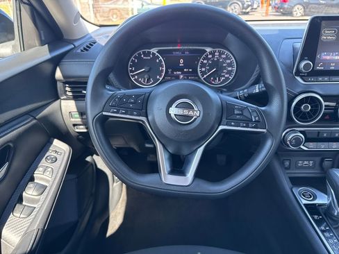 Used 2024 Nissan Sentra SV image 14