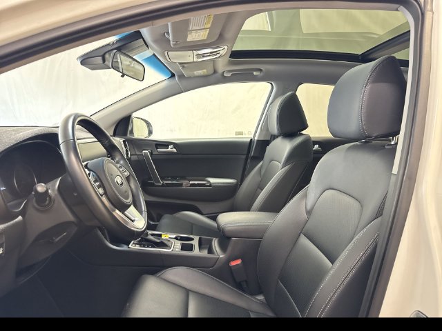 Used 2022 Kia Sportage EX AWD/4WD image 11
