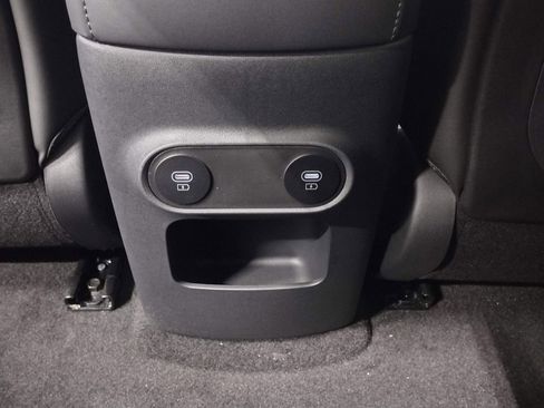 New 2026 Hyundai Ioniq 5 SEL AWD/4WD image 35