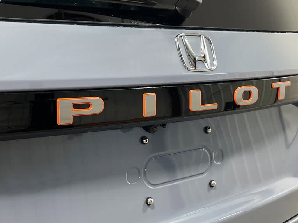 New 2026 Honda Pilot TrailSport image 6
