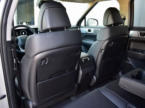 New 2025 Hyundai Santa Fe Limited image 28