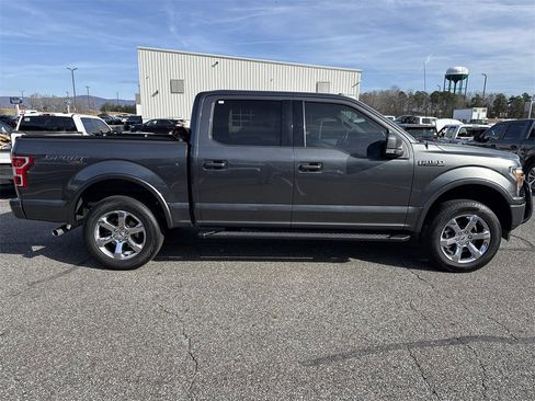 Used 2018 Ford F150 XLT w/ Equipment Group 302A Luxury image 6