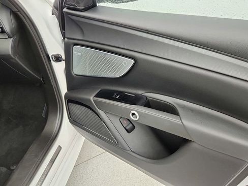 Used 2024 Maserati Grecale GT image 23