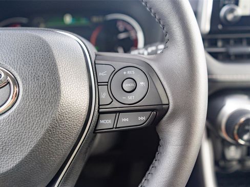 Used 2025 Toyota RAV4 XLE w/ Weather Package image 10