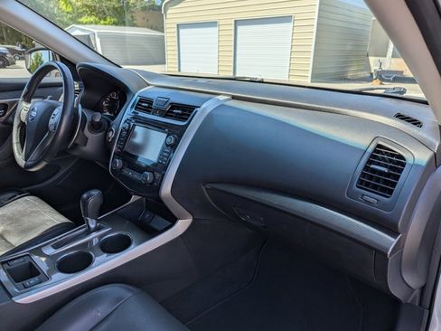 Used 2015 Nissan Altima 3.5 SL image 28