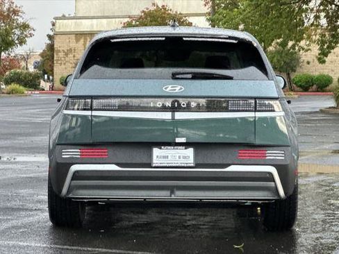 New 2026 Hyundai Ioniq 5 SEL image 5