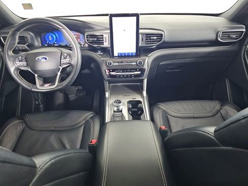 Used 2020 Ford Explorer ST w/ ST Street Pack image 23