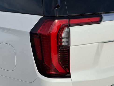 New 2026 GMC Yukon XL Denali w/ LPO, Floor Liner Package RWD image 11