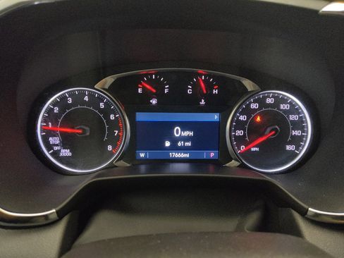Used 2024 Chevrolet Blazer LT w/ Convenience Package FWD image 23