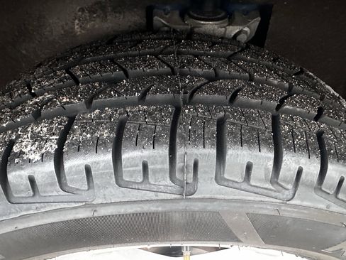 Certified 2024 Ford Edge SEL w/ Convenience Package image 21