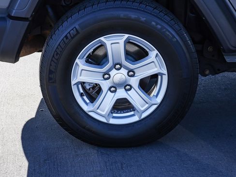 Used 2020 Jeep Wrangler Unlimited Sport S image 7