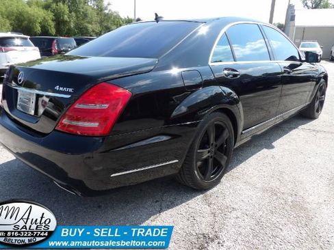 Used 2010 Mercedes-Benz S 550 4MATIC image 4