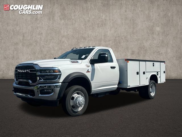 New 2026 RAM 5500 Tradesman w/ Chrome Appearance Group AWD/4WD image 3