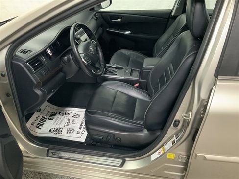 Used 2016 Toyota Camry XLE w/ Protection Package (Q2) FWD image 13