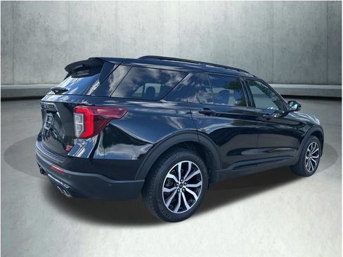 Used 2020 Ford Explorer ST w/ Premium Technology Package AWD/4WD image 6