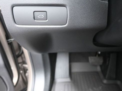 New 2026 Volvo XC60 B5 Plus w/ Protection Package Premier image 16