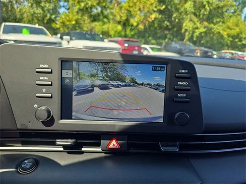 New 2025 Hyundai Elantra Sport image 17