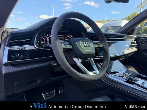 Used 2022 Audi RS Q8 image 17