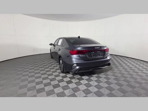Used 2024 Kia Forte LXS FWD image 42